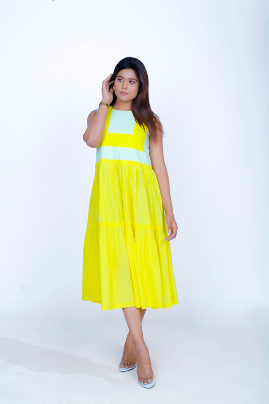 FLARE DRESS